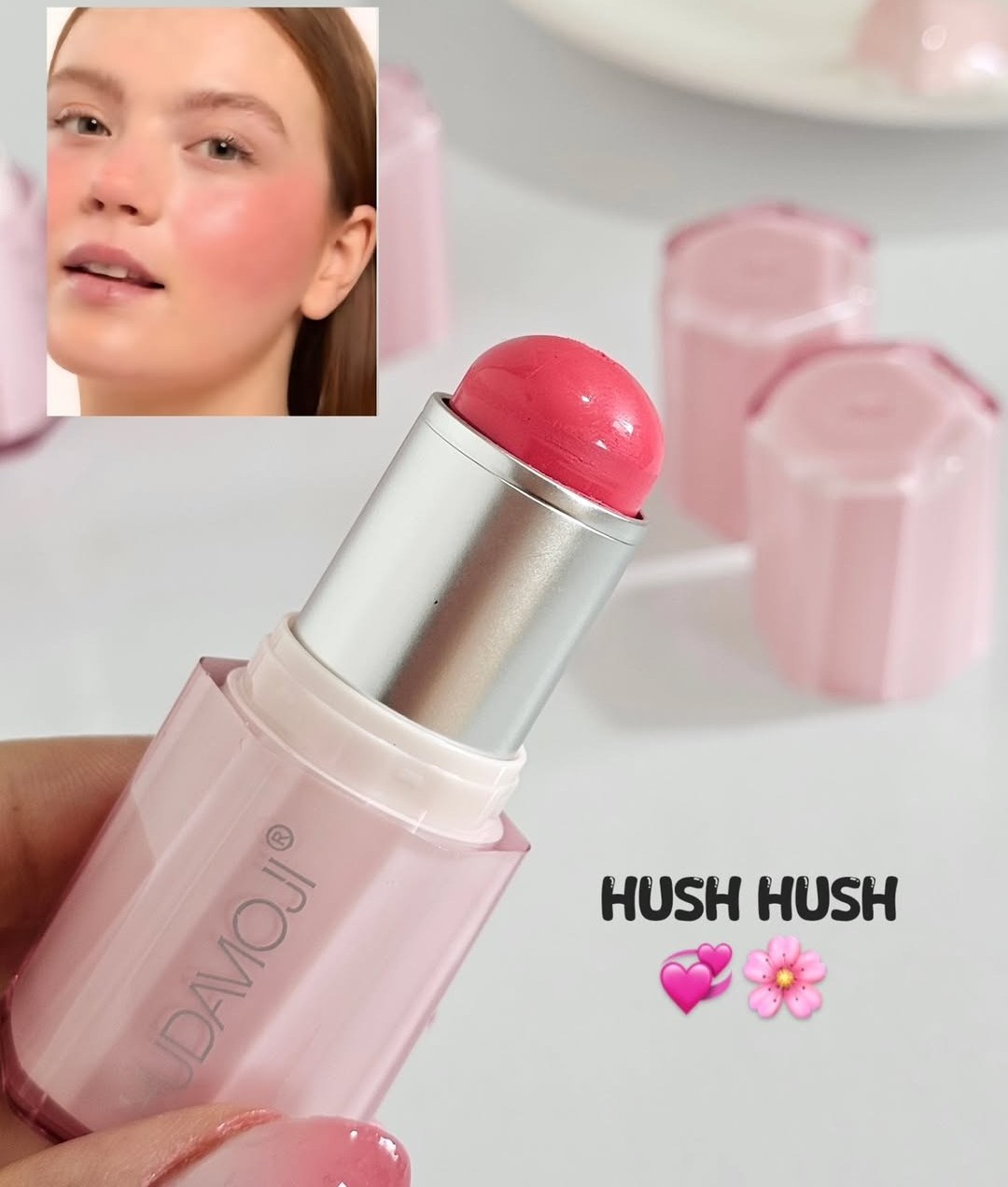 رژگونه استیکی طرح شیگلم هدی موجی HUDAMOJI